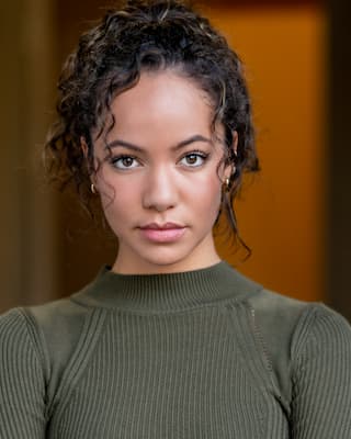 Lexie Stevenson Photo